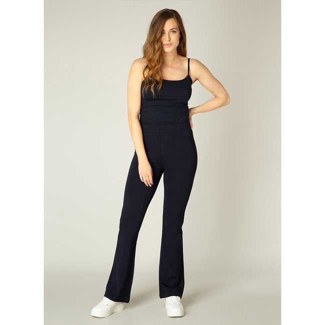 Tregging Base Level D.blauw Yallie 6000011