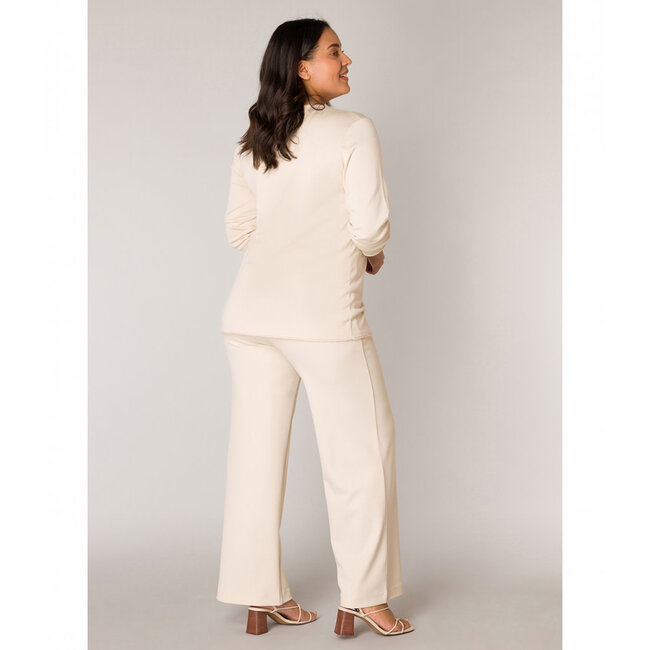 Pull Base Level Curvy licht beige Anine 7000024