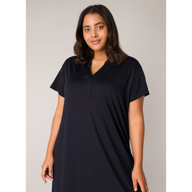 Kleed Base Level Curvy D.blauw Yenna 7000083