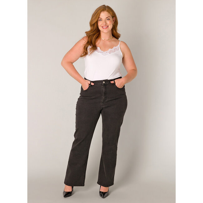 Top Base Level Curvy kant wit Yelina 7000105