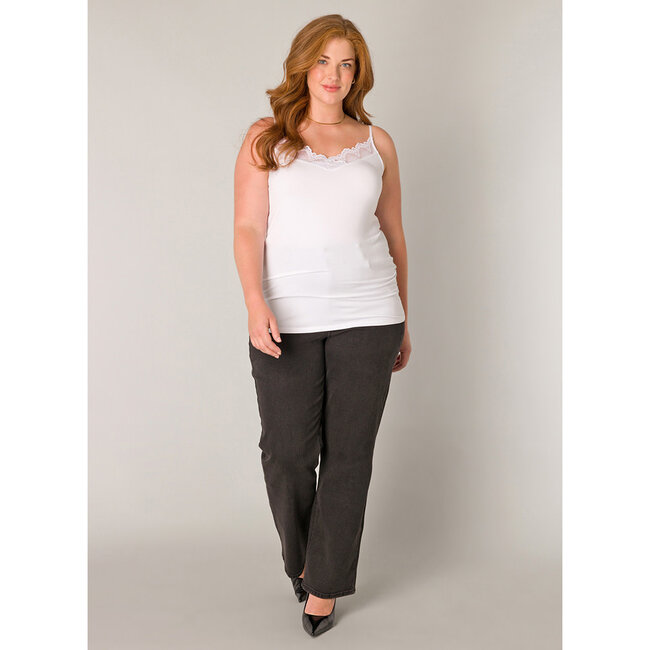 Top Base Level Curvy kant wit Yelina 7000105