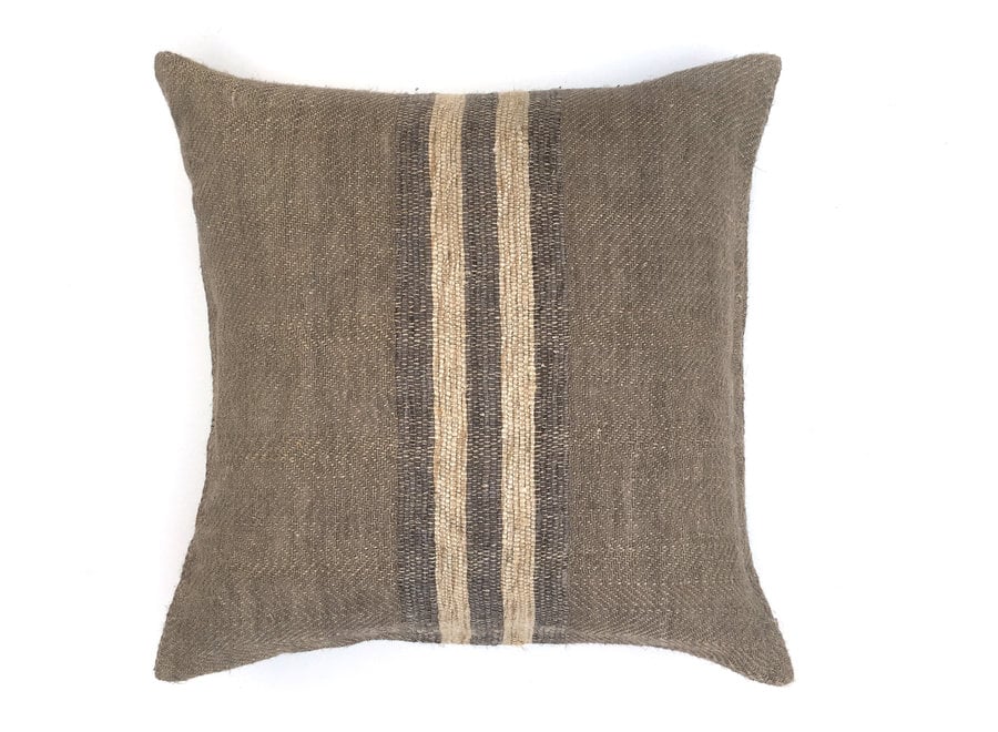 Puck Cushion cover 50/50 linen & silk