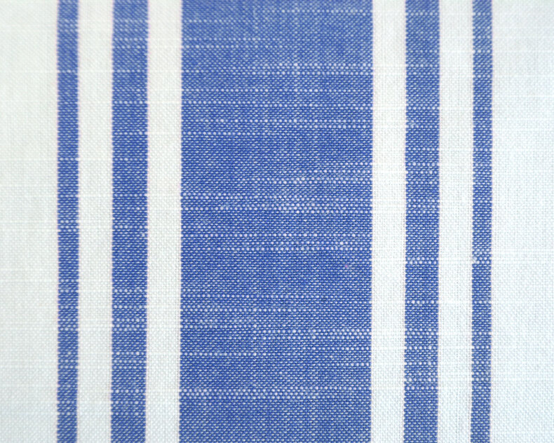 Lou napkins (set of 4) – table linen with classic central stripe in cotton with linen texture (50×50 cm)
