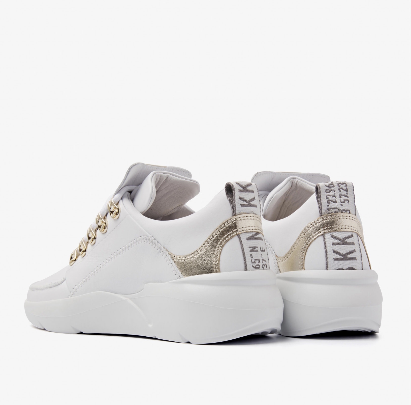 NUBIKK Roque Royal L | Goud Witte Sneakers - MakeMenStore
