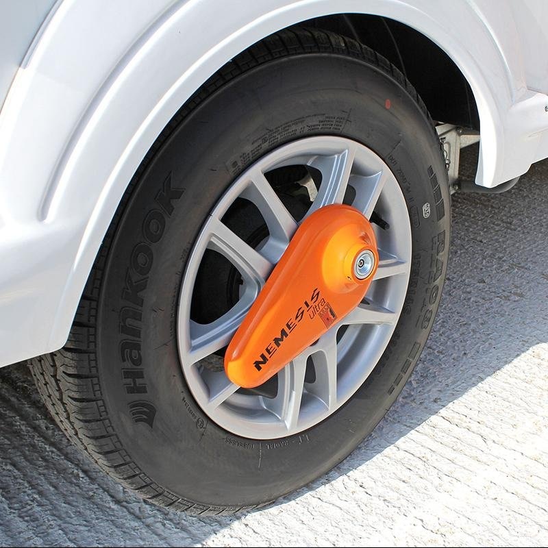 Wielklem Nemesis Ultra SCM gekeurd