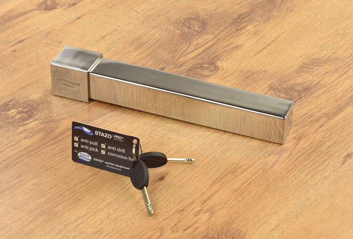 Stazo SpindleLock buitenboordmotorslot is CCV/SCM gecertificeerd – past op alle buitenboordmotoren