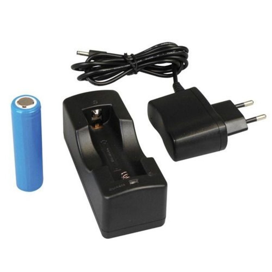 Recon Q8 POWERLED oplaadbare zaklamp 5W
