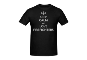 Keep calm.. borst + brandweer op rug T-Shirt