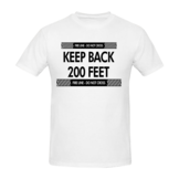 Keep back 200 feet borst + brandweer op rug T-Shirt