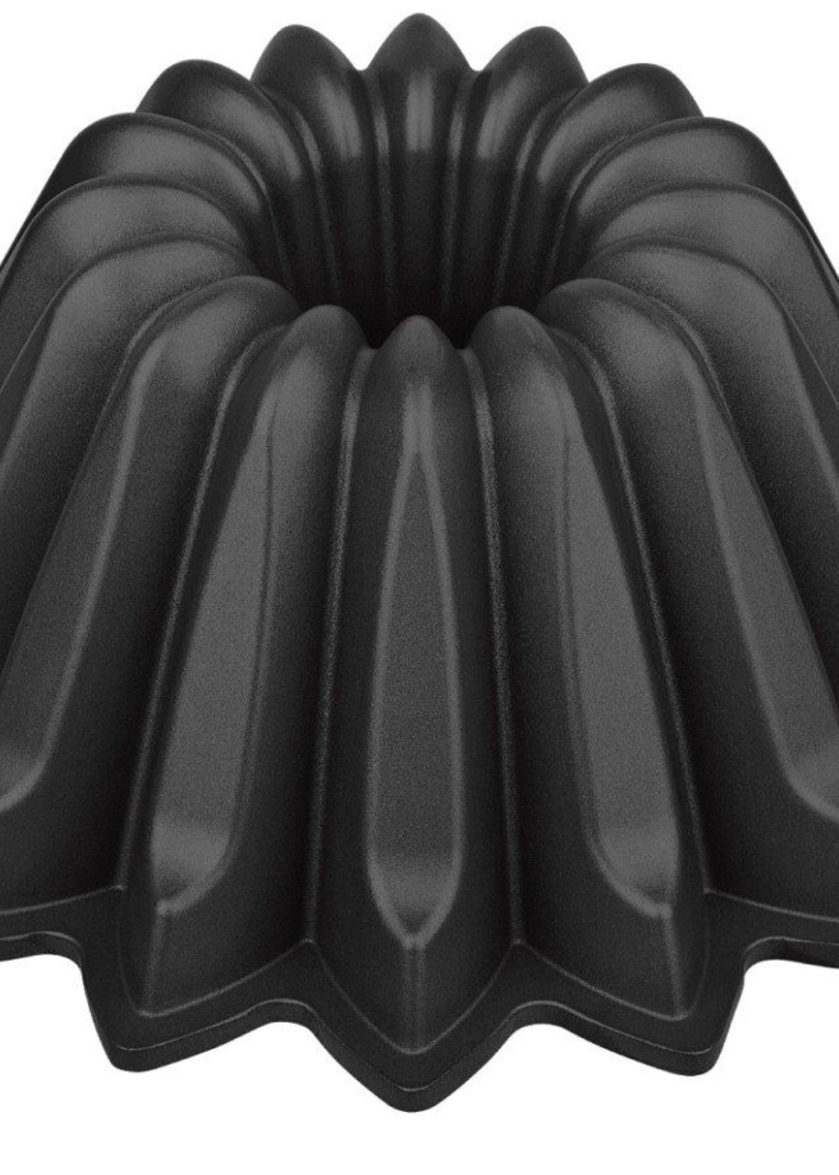 Titanium Black Roma Cake Tin