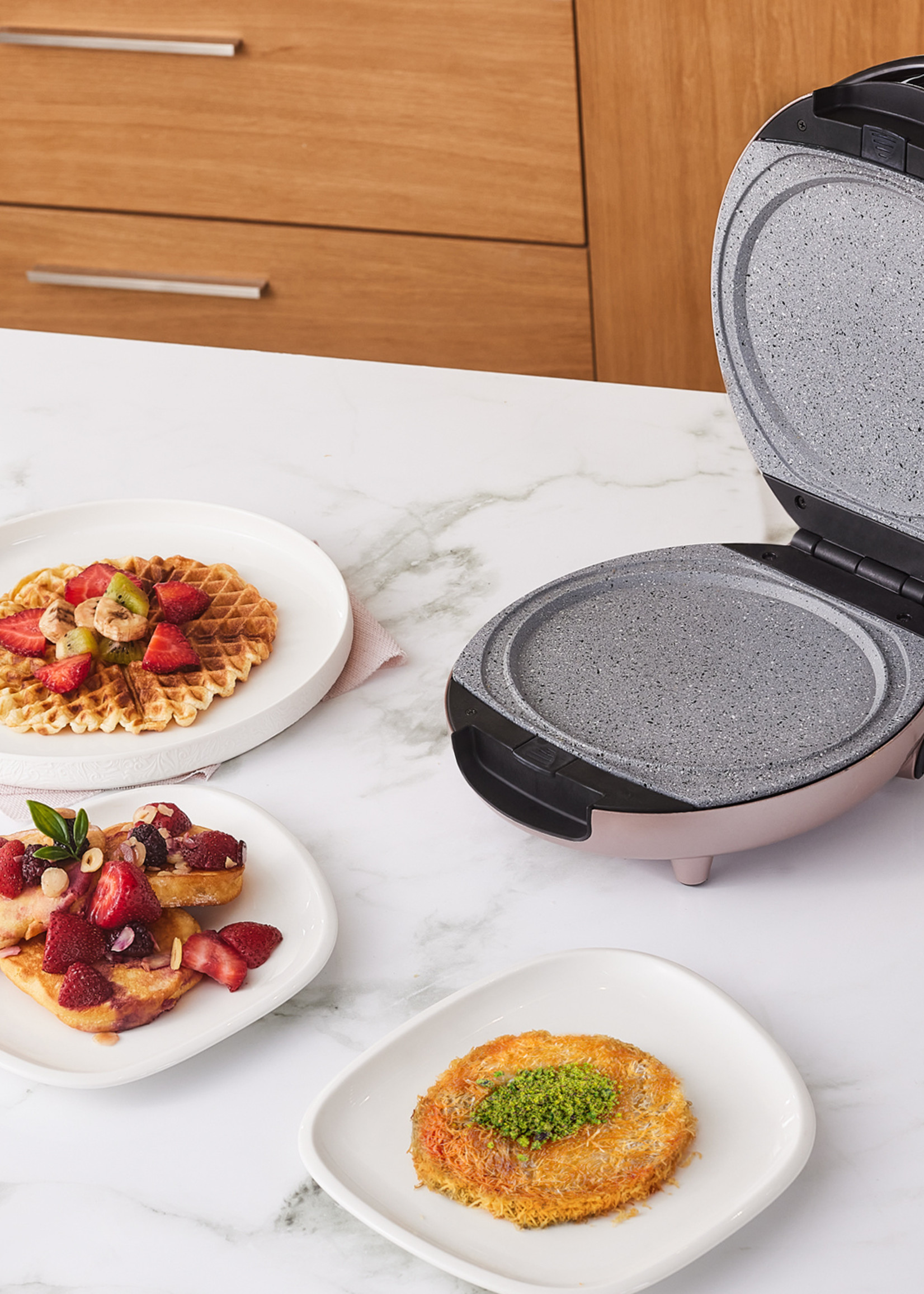 Karaca Funday Rosegold 3-in-1 Waffle Crepe and Kunefe Machine 1000W