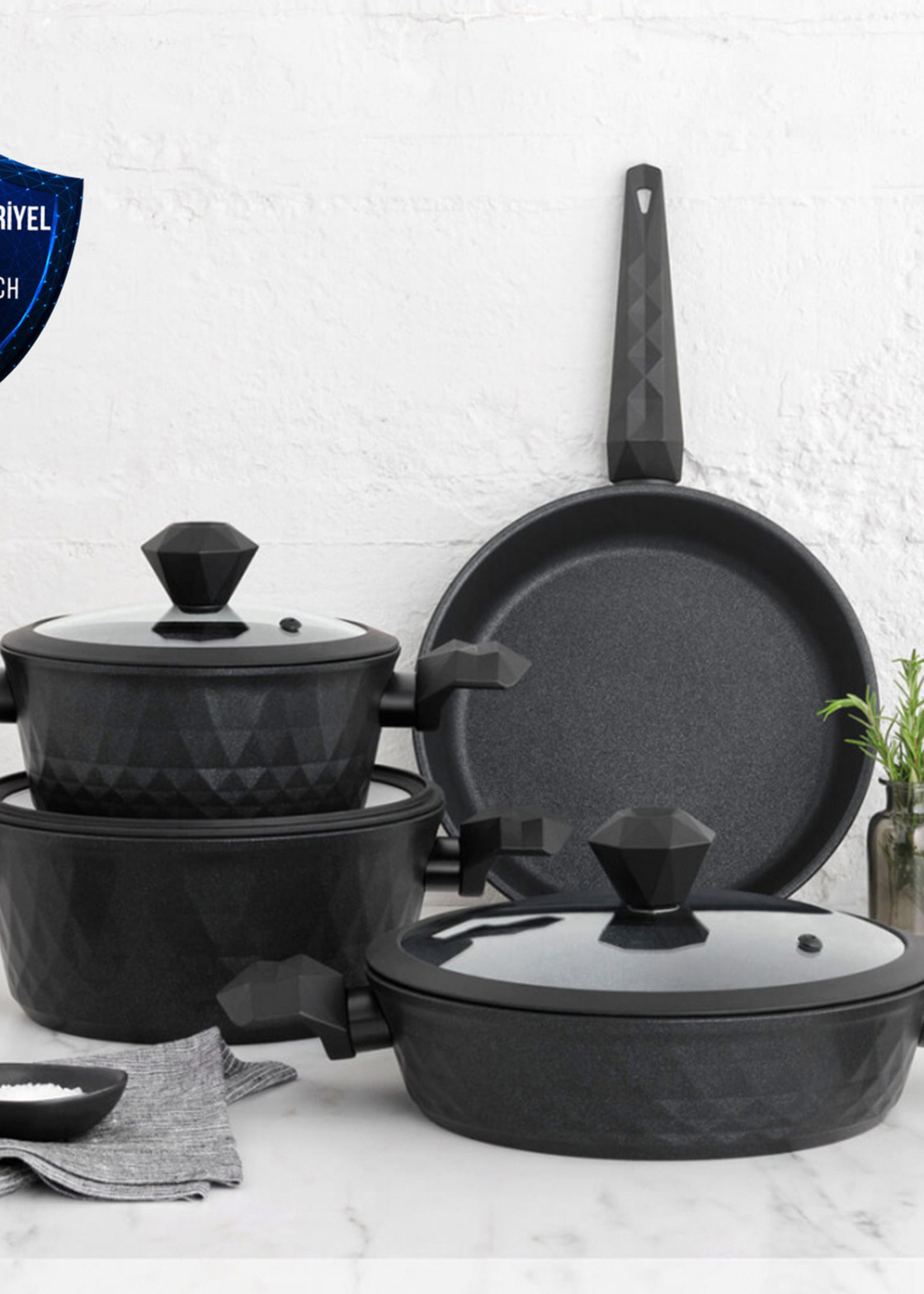 Karaca Bio Diamond Antibacterial 7 Piece Cookware Set with Handle and Induction Base
