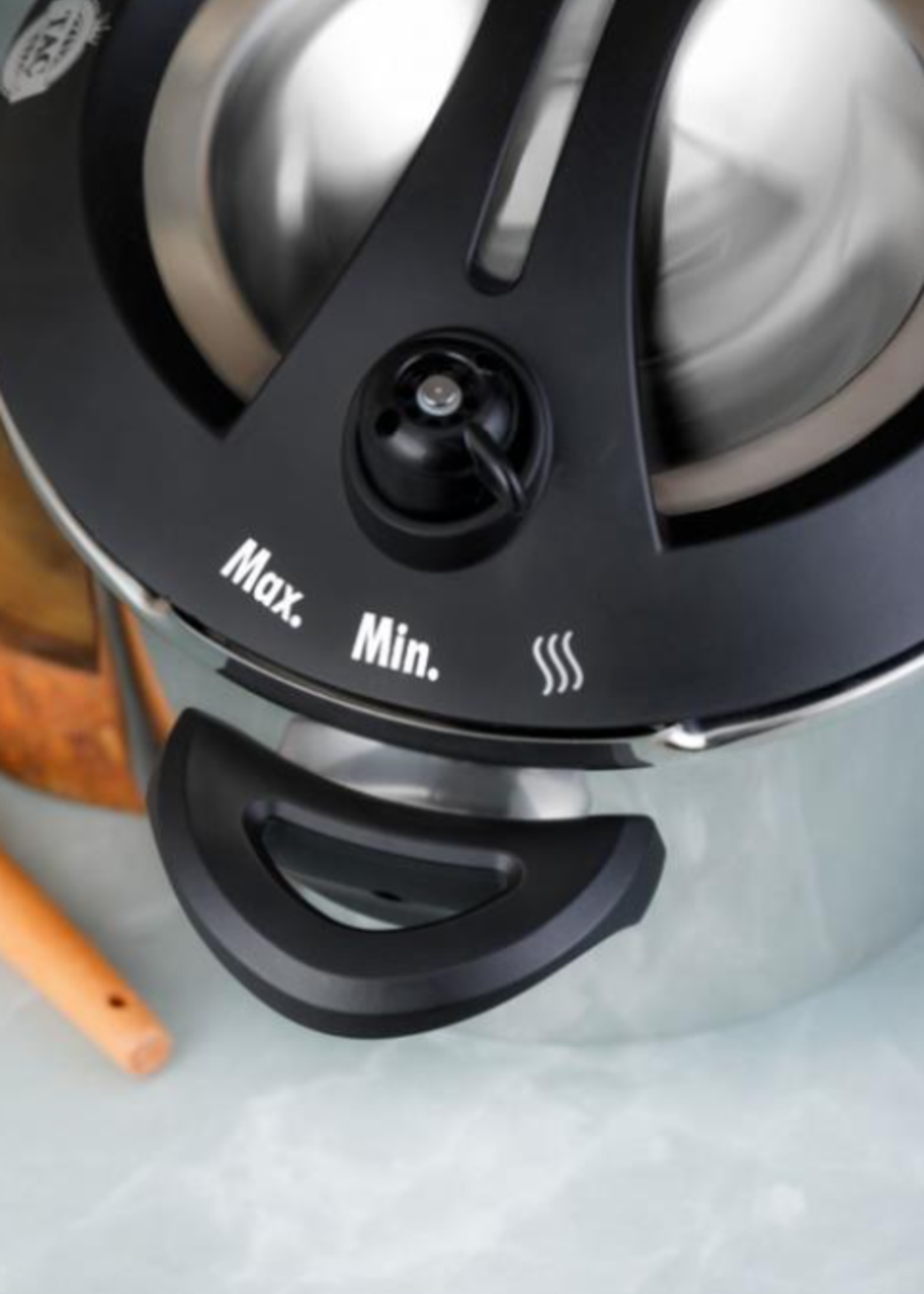 Taç Presto 6 Liter Pressure Cooker With Induction Base Black