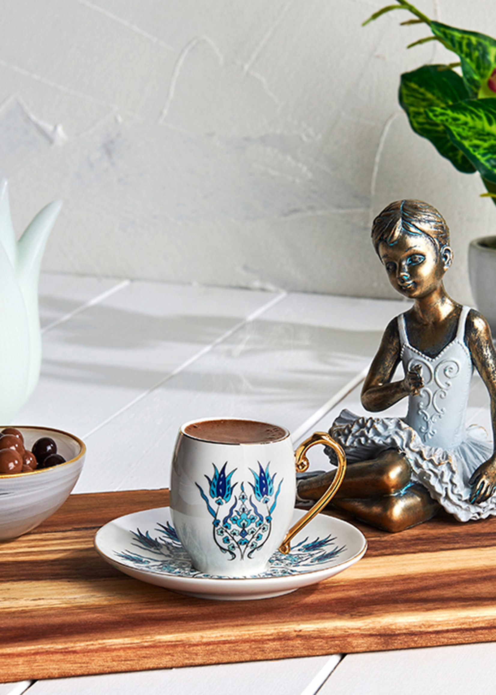 Karaca Iznik Set of 6 Coffee Cups 90 ml