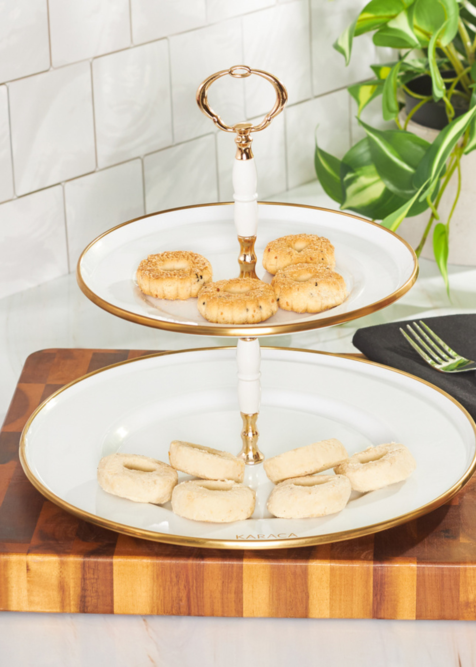 Karaca Troy Layered Cookie Holder White