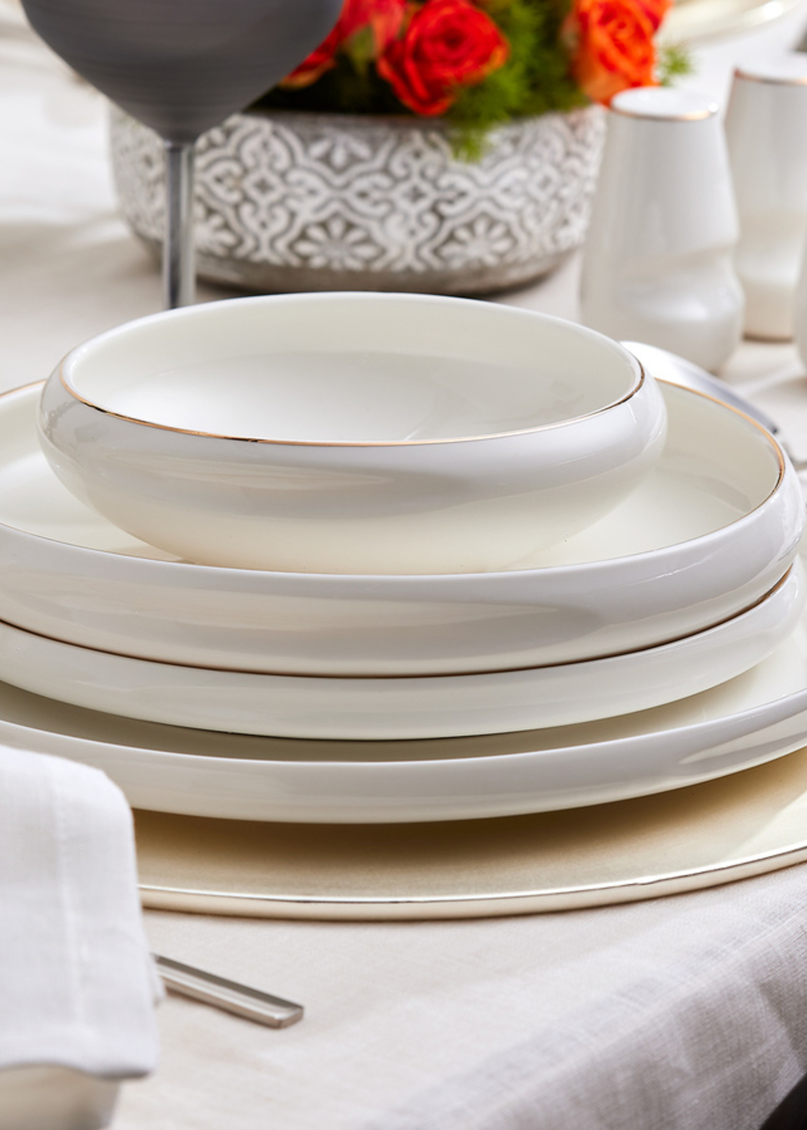 Karaca Streamline Sunset Gold 59 Pieces 12 Person Porcelain Dinnerware