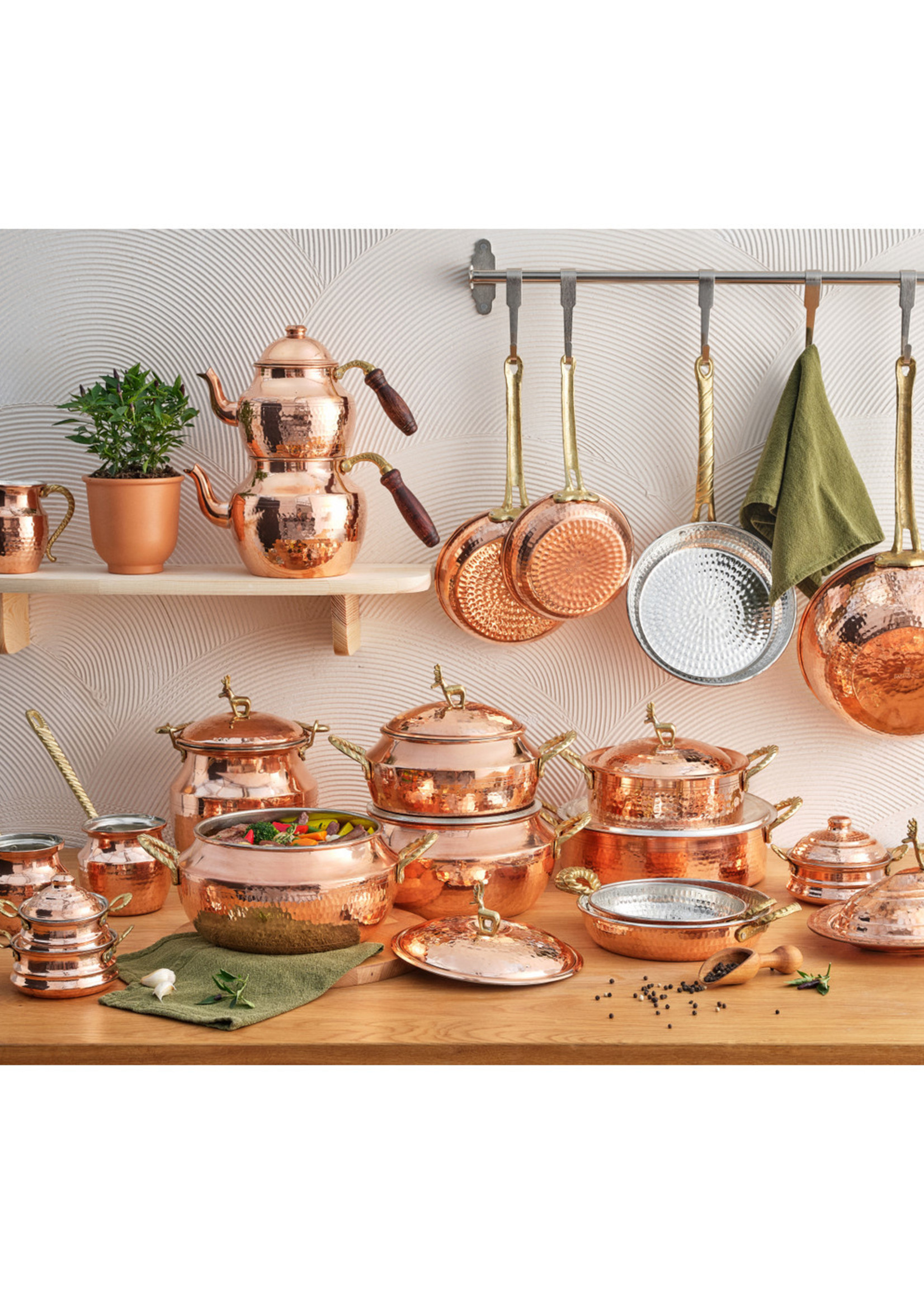 Karaca Alacahöyük Copper Pan 22 cm