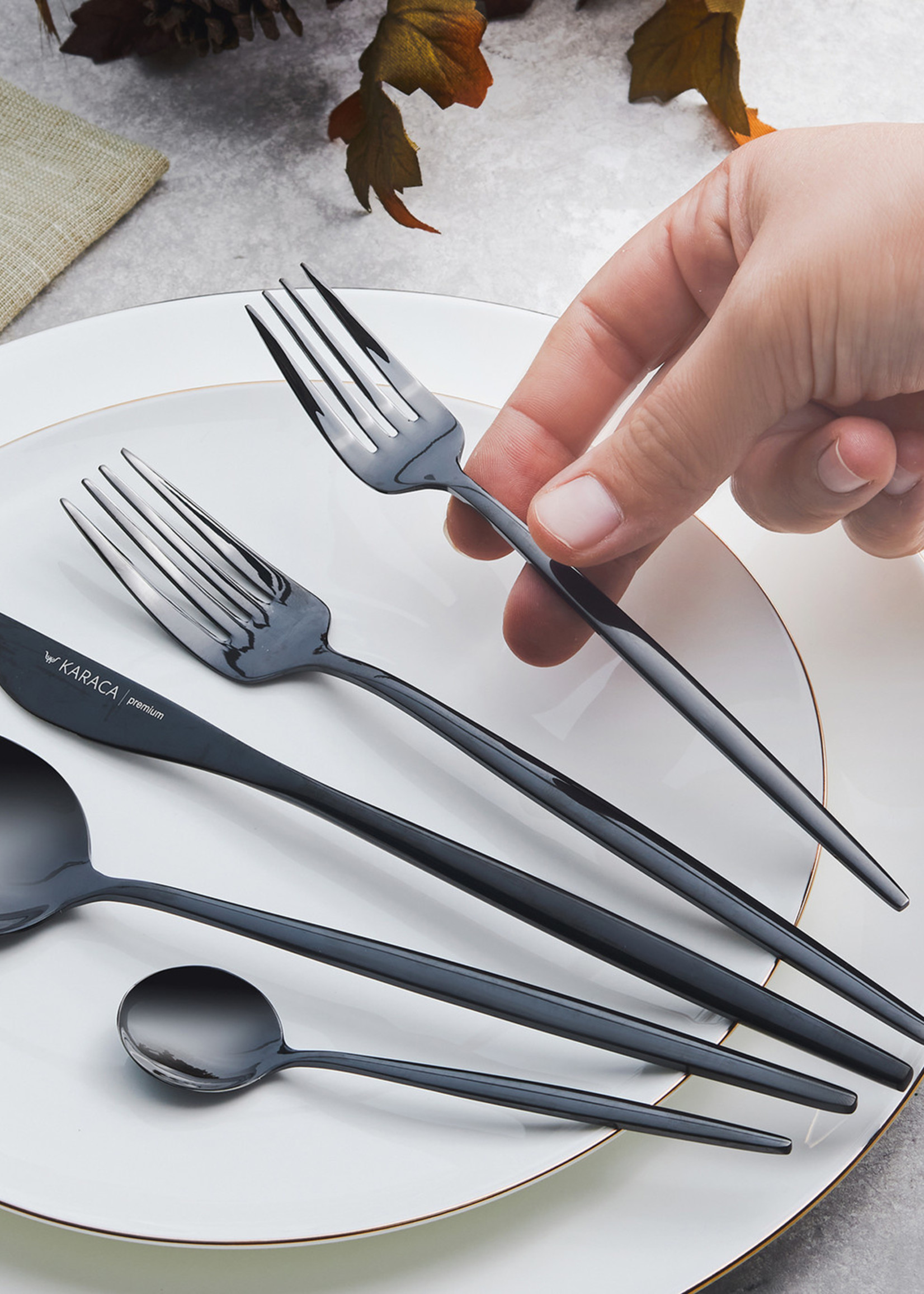 Karaca Orion Shiny Black 30 Pcs Cutlery Set for 6 Persons