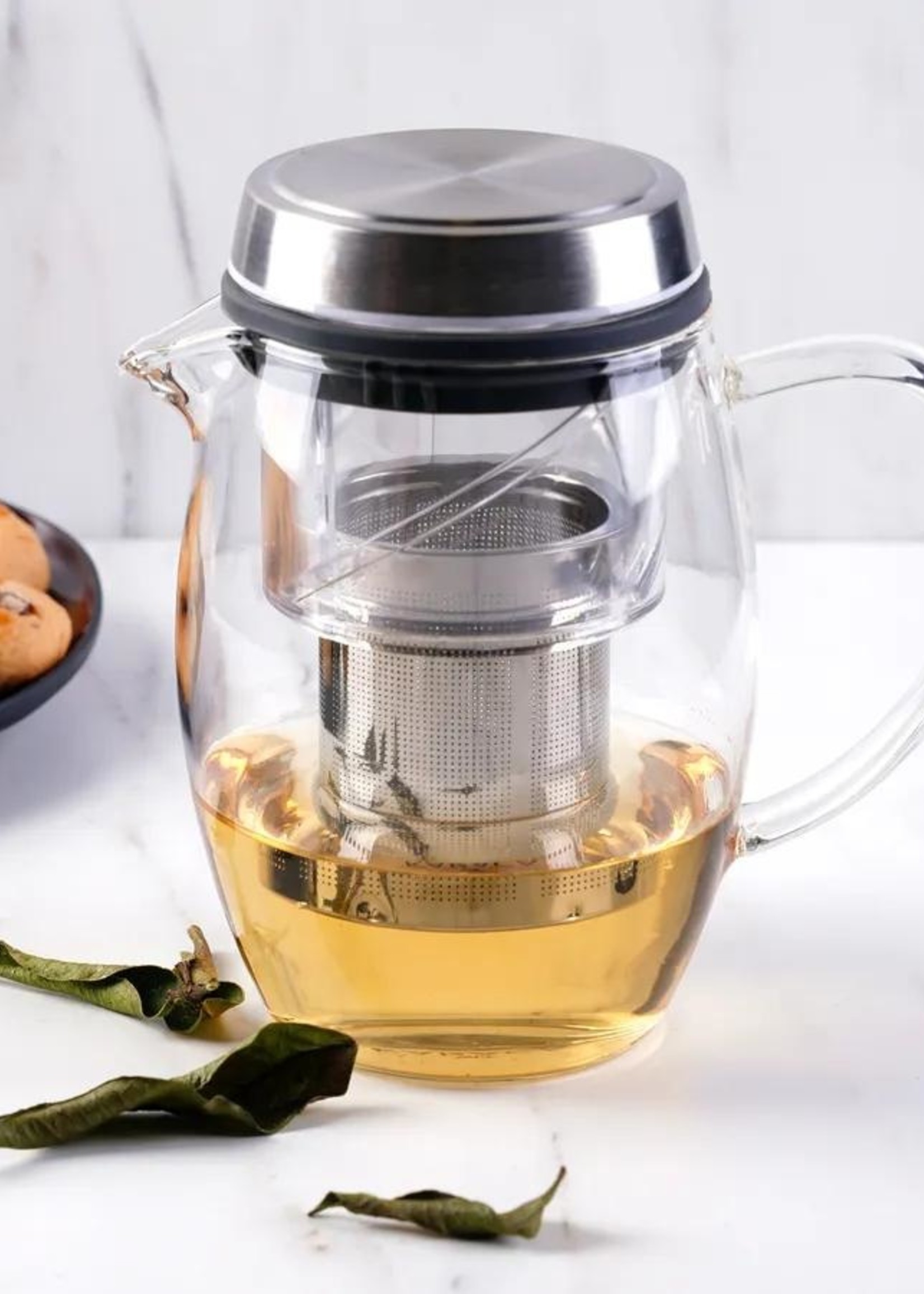 Karaca Oval Teapot made of borosilicate glass and stainless steel