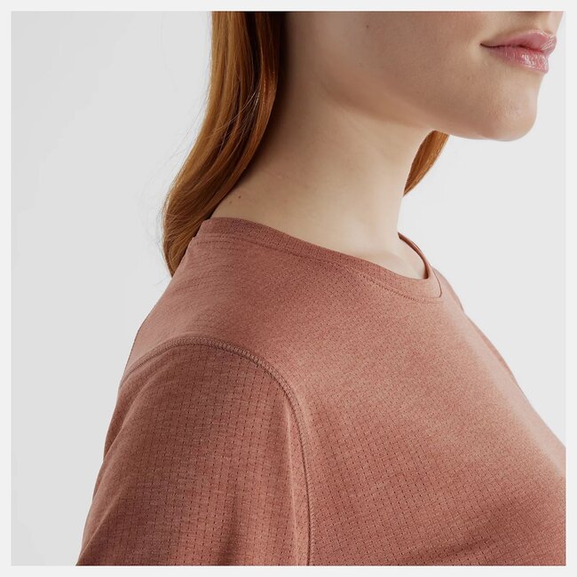 New Balance Shirt Athletics Dames Rood