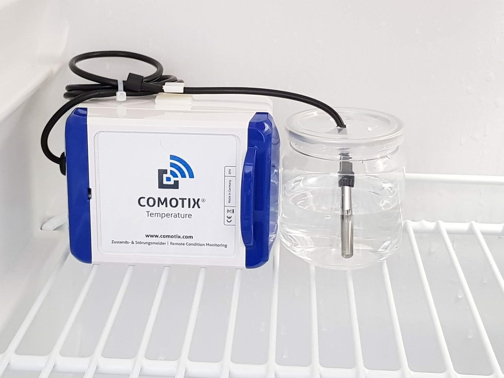 100% autarke Temperaturüberwachung  COMOTIX® REMOTE mit Sofort-Alarm und präzisem Temperatur-Logging sowie automatischer Protokoll-Erstellung (PDF und Online). Für 1 Messstelle