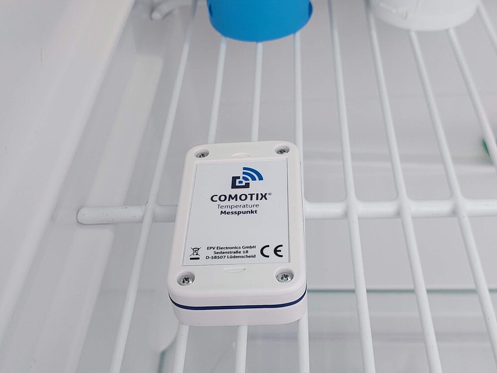 Temperaturmesspunkt für die COMOTIX® LIVE Temperaturüberwachung. Mit Sofort-Alarm und präzisem Temperatur-Logging sowie automatischer Protokoll-Erstellung (PDF und Online).