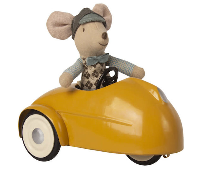 MAILEG MAILEG MOUSE CAR WITH GARAGE  - YELLOW