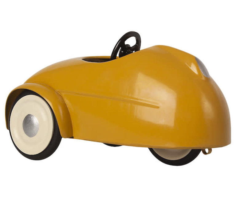 MAILEG MAILEG MOUSE CAR WITH GARAGE  - YELLOW