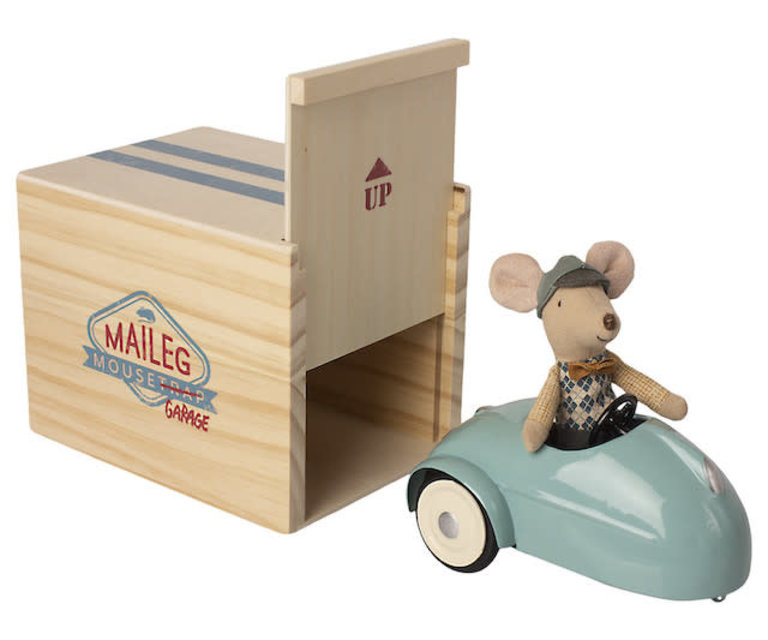 MAILEG MAILEG MOUSE CAR WITH GARAGE  - BLUE