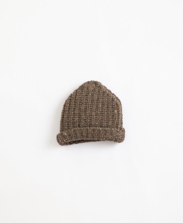 PLAY UP A1 - PLAY UP RIB KNITTED BEANIE - COFFEE