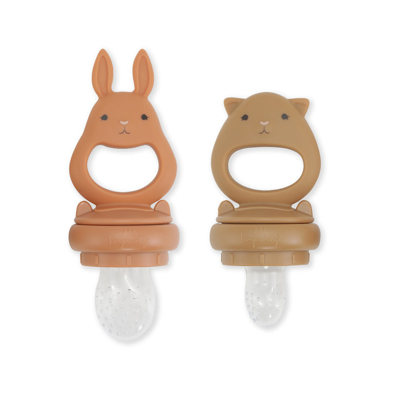 KONGES SLOJD KONGES SLOJD SILICONE FRUIT FEEDING PACIFIER - ALMOND/TERRACOTTA