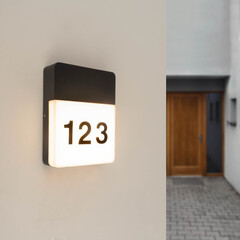 Numéro de Maison Lumineux LED - 10,5W - IP44 - 1000 Lumens