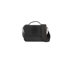 markberg kamaya crossbody