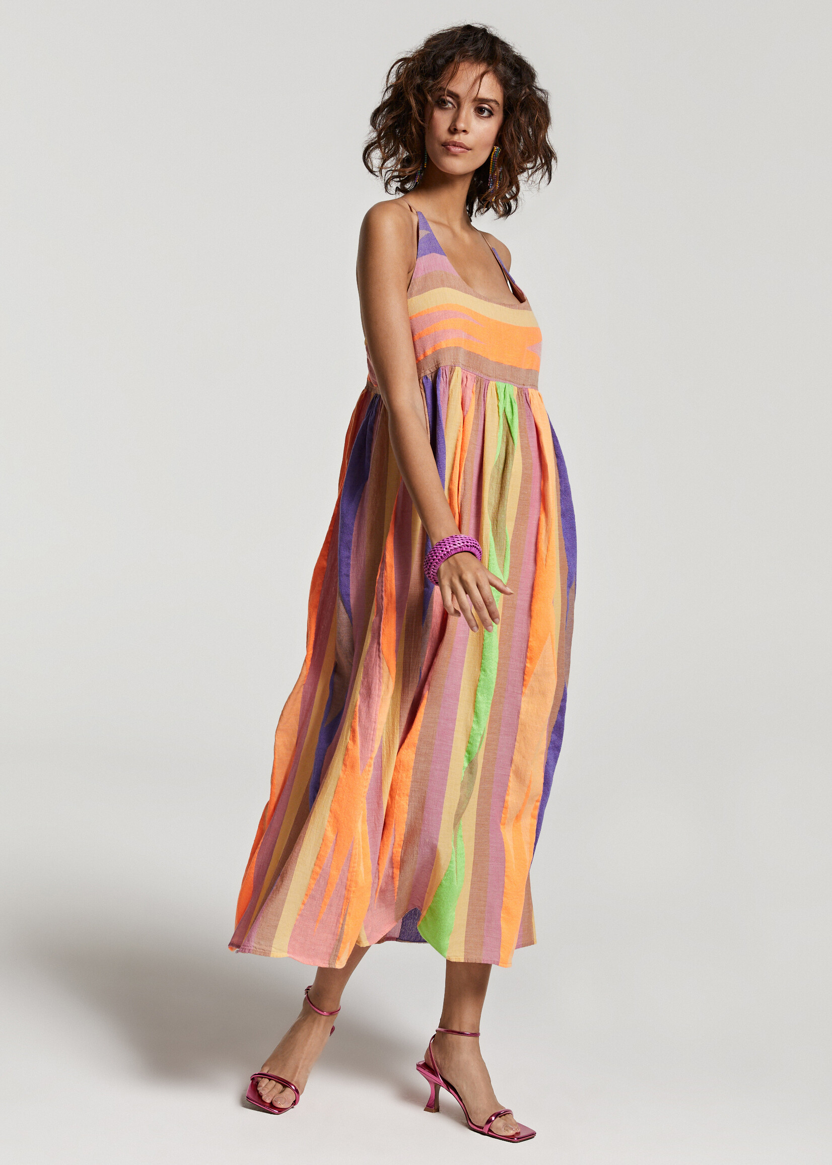 Devotion Red Iaspis Maxi Dress - Beige / Blue