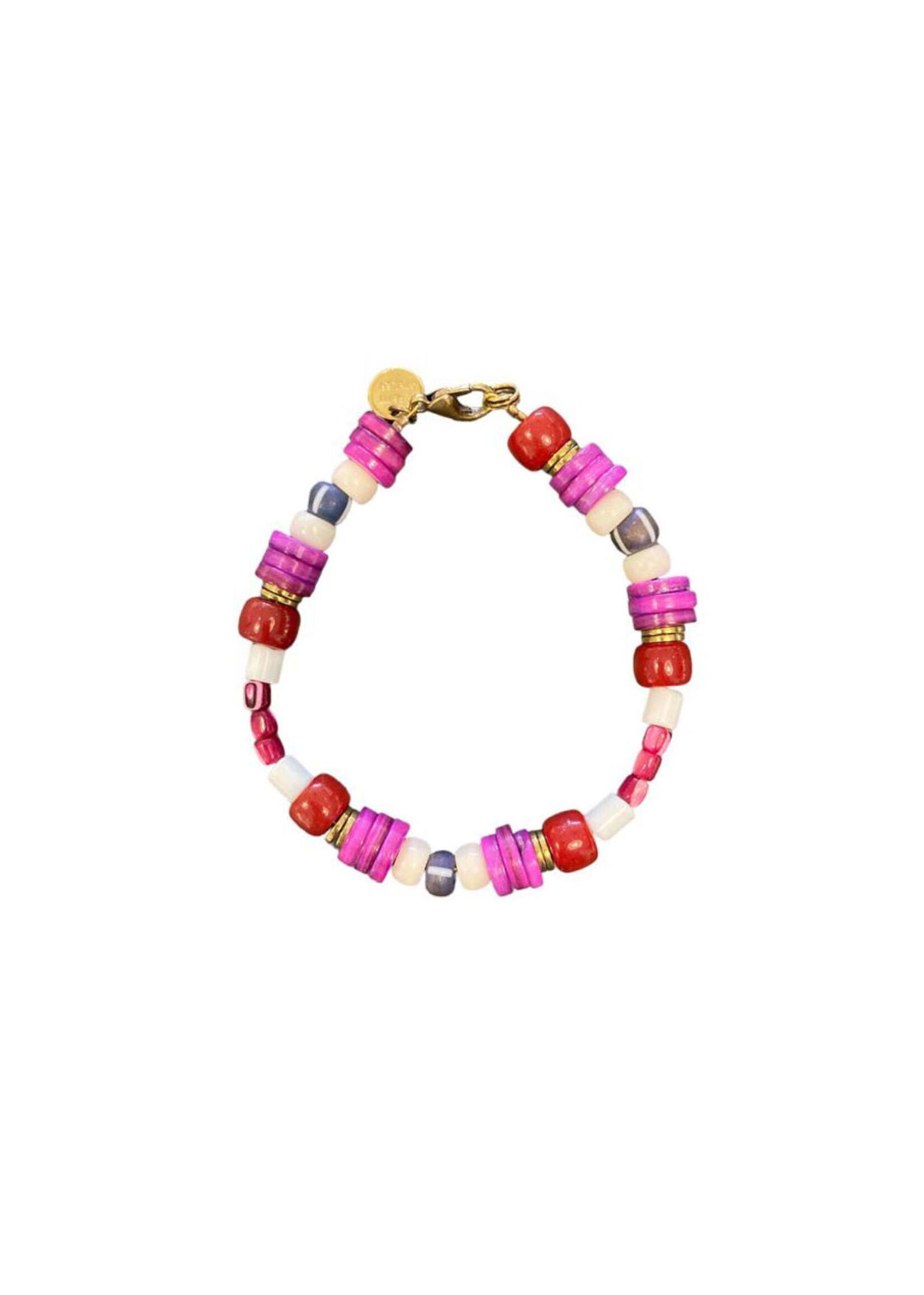 Le Petit Atelier Bracelet Glass with Coral - Ruby Reef