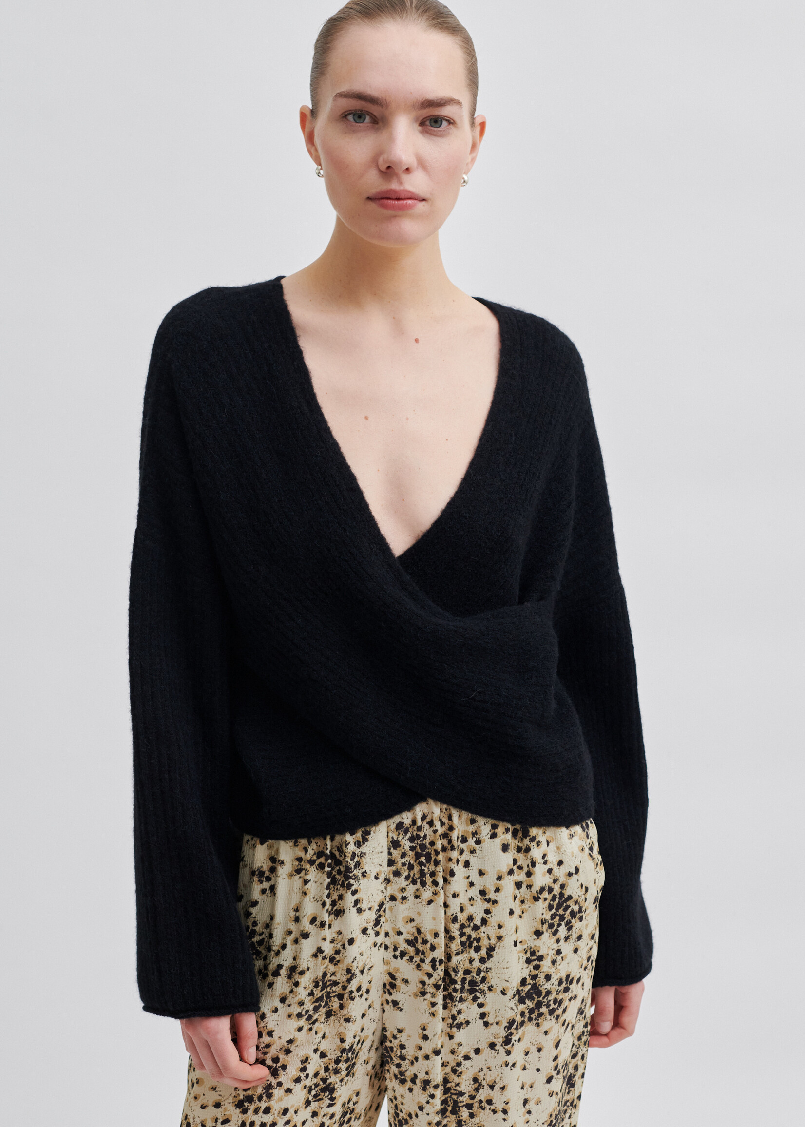 Second Female Ymma Knit Open Back Jumper - Black