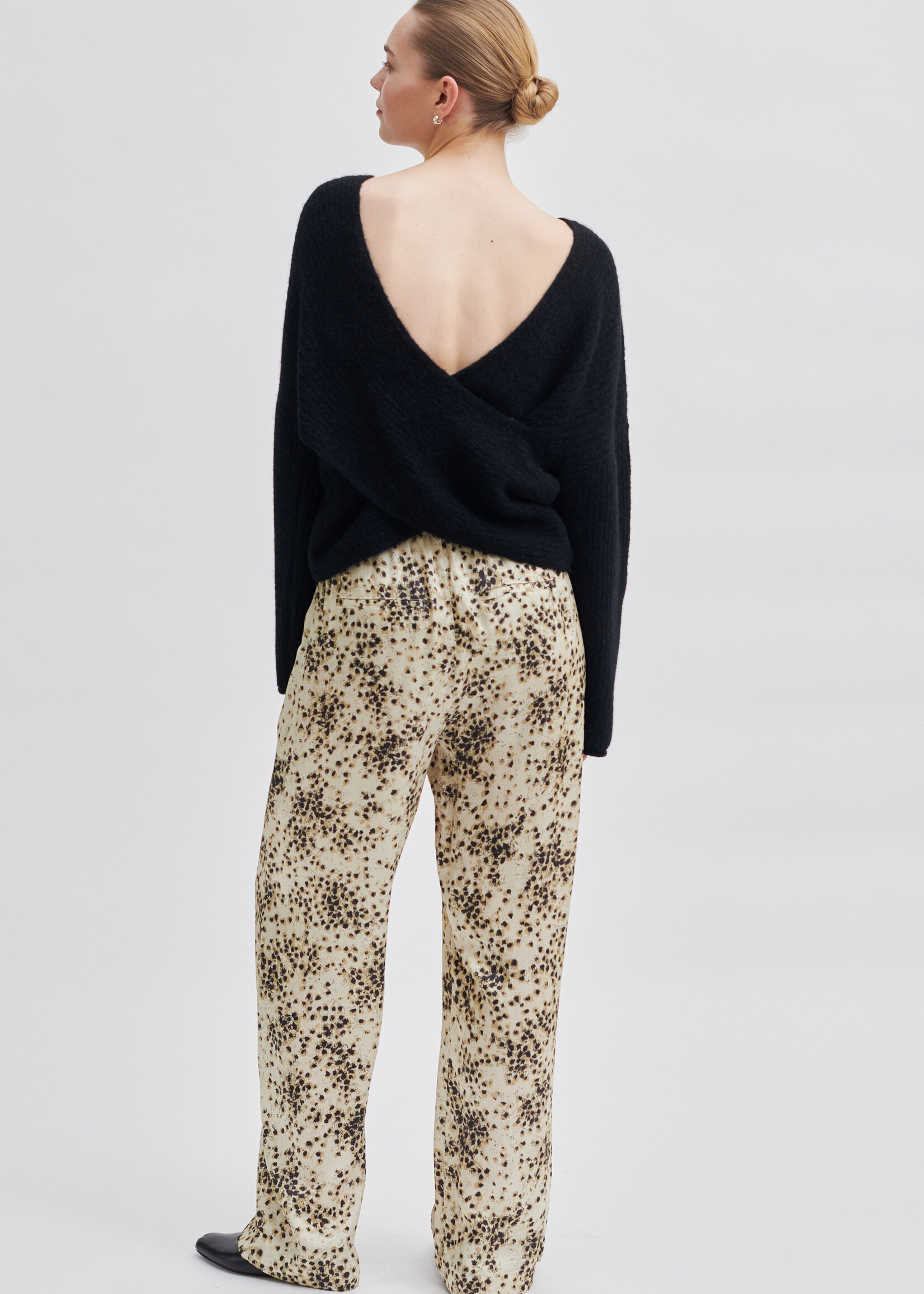 Second Female Ymma Knit Open Back Jumper - Black