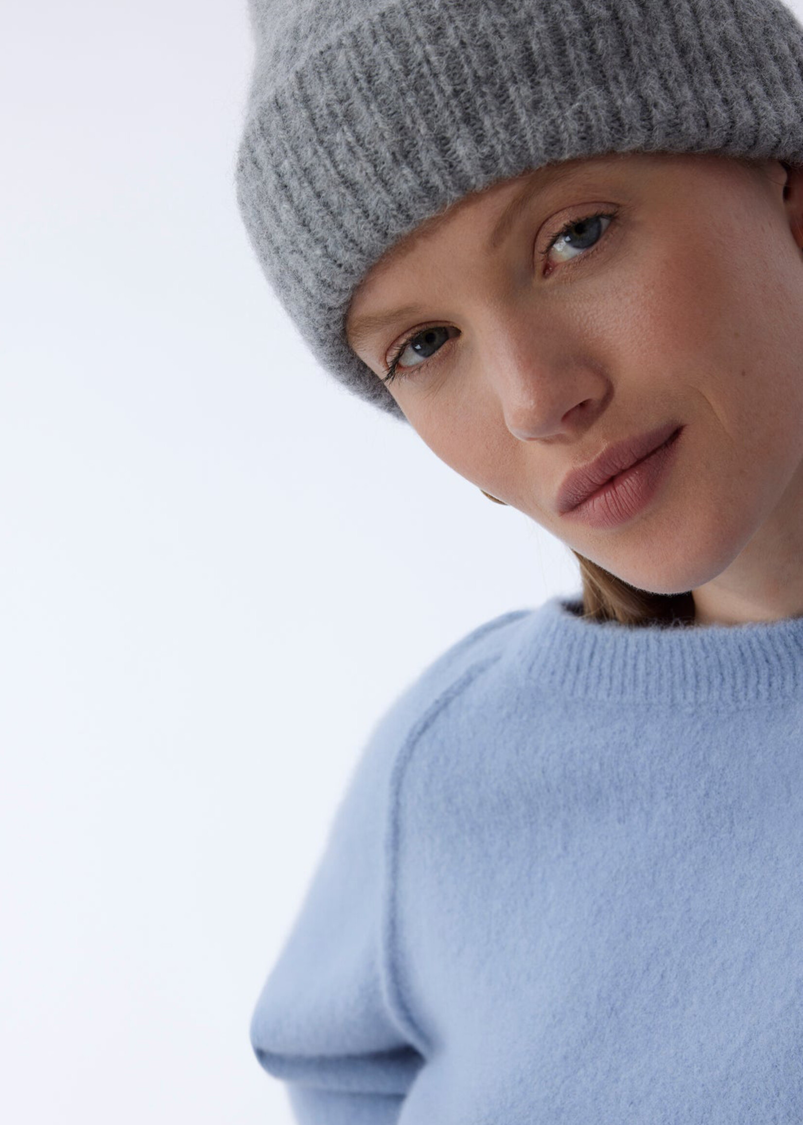 Knit-ted Nora Beanie - Grey