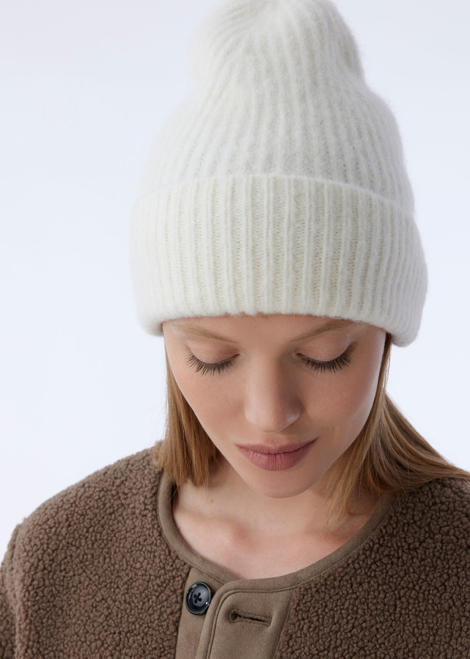 Knit-ted Nora Beanie - Off White