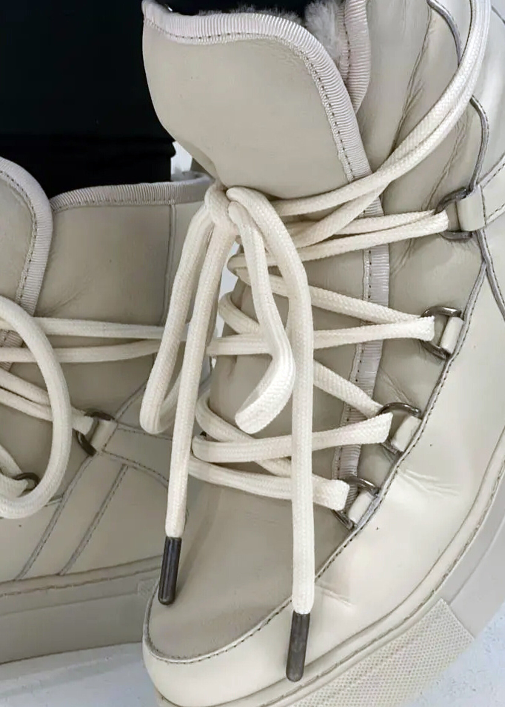 Est'Seven Mouton Sneaker Napa - Off White