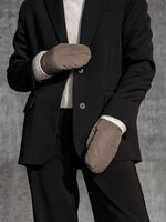Markberg Bonna Mitten - Walnut