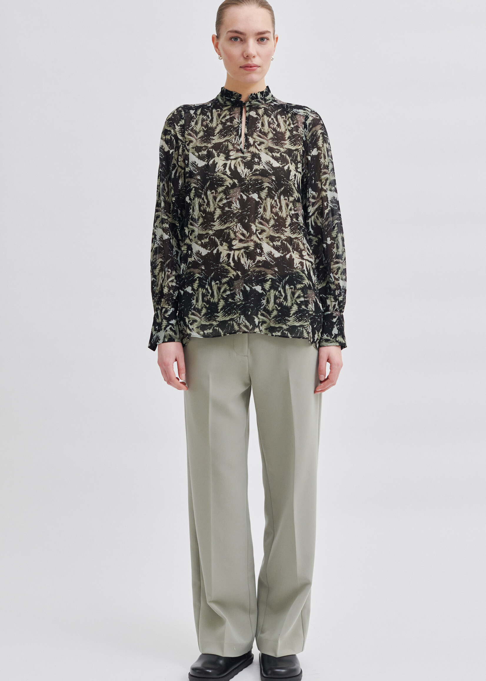 Second Female Brush Blouse - Black