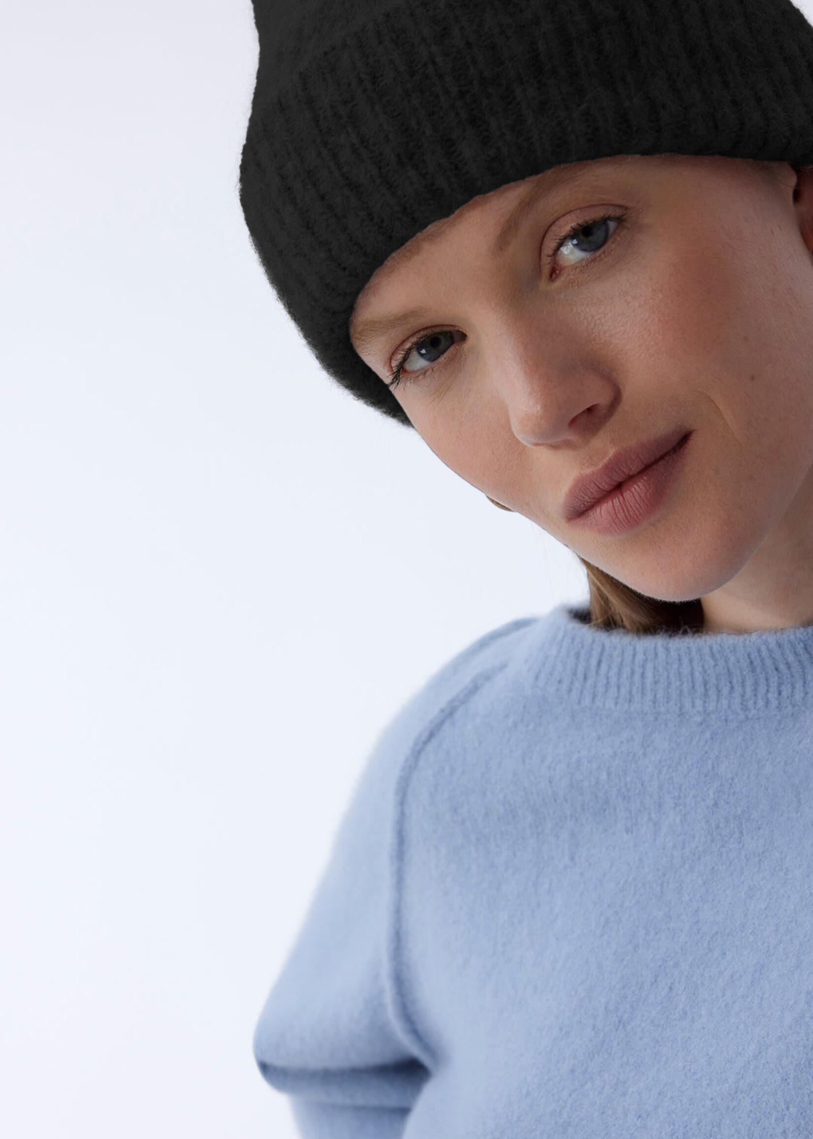 Knit-ted Nora Beanie - Black