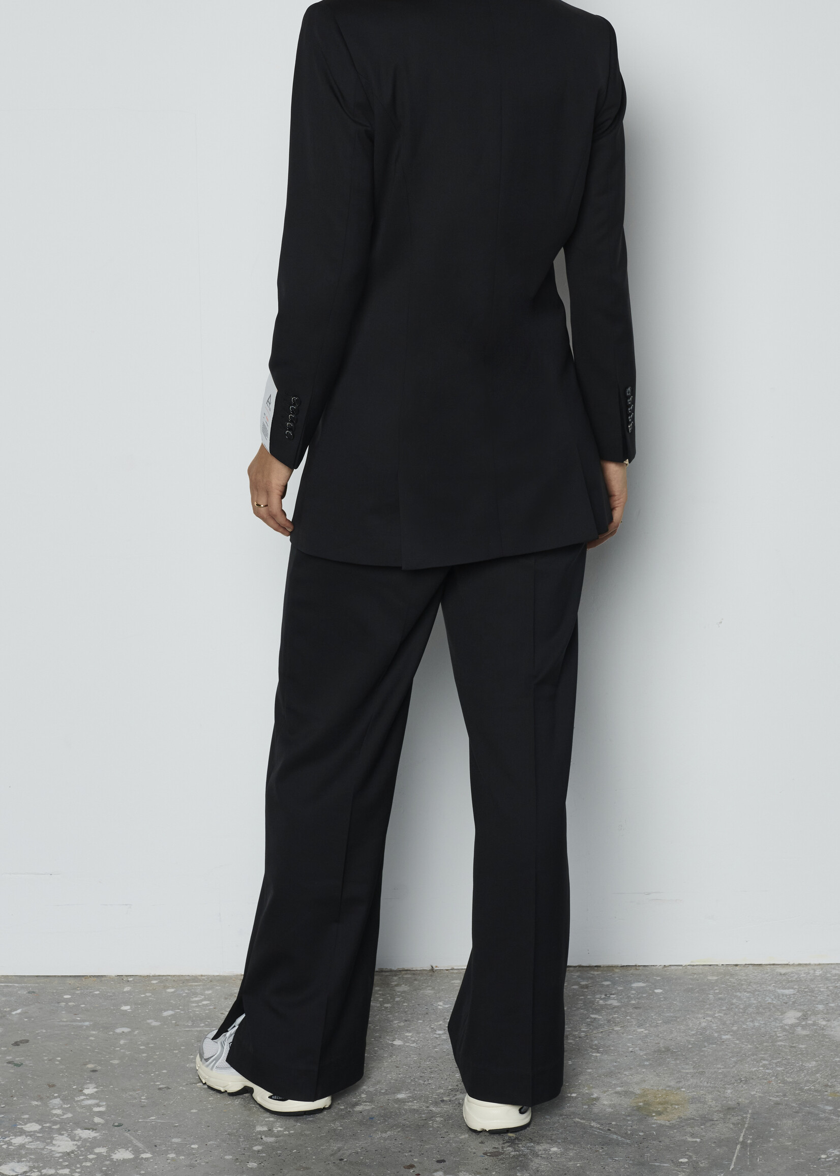 ATELIER No.22 Anna Blazer - Black