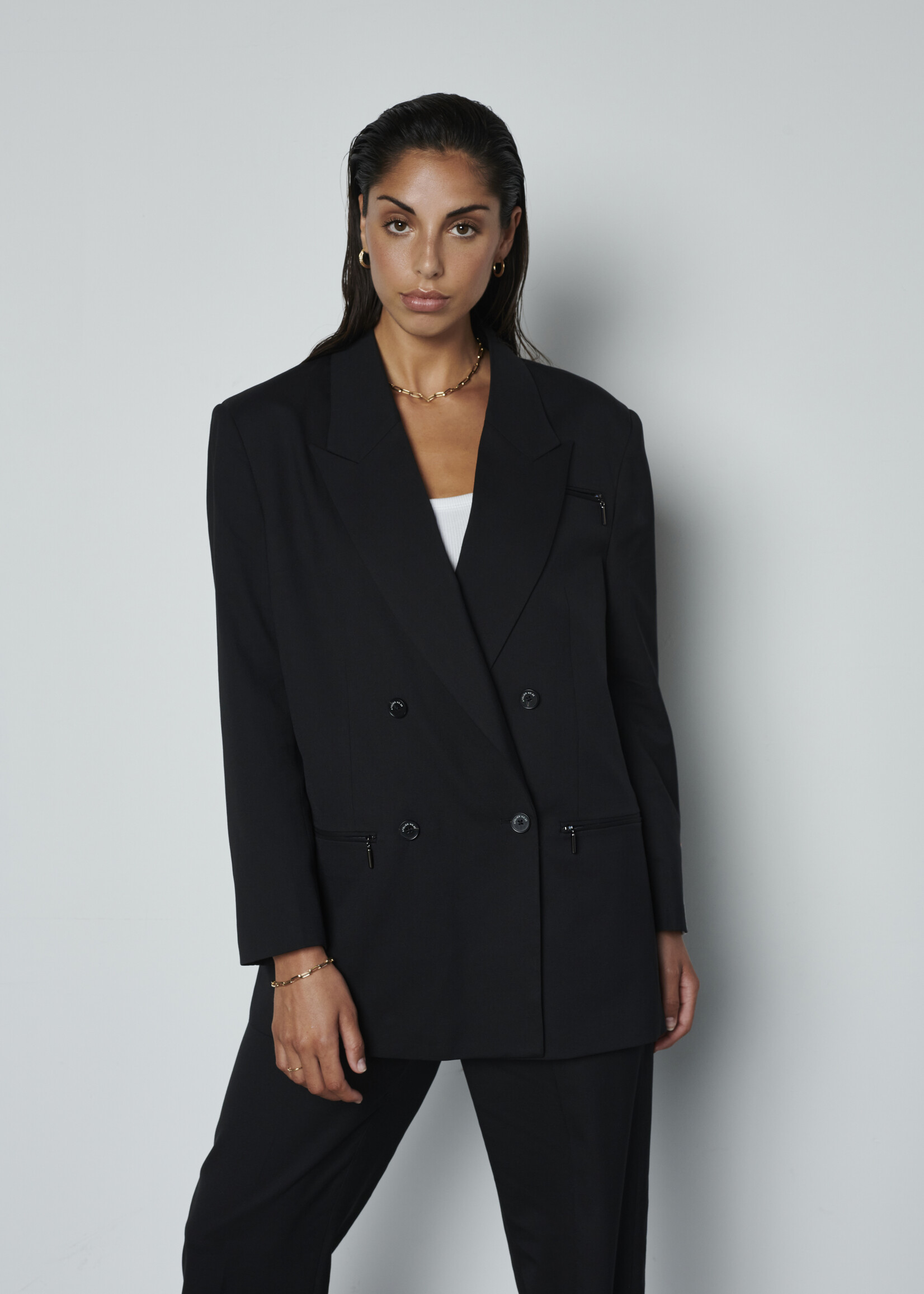 ATELIER No.22 Bobbie Blazer - Black