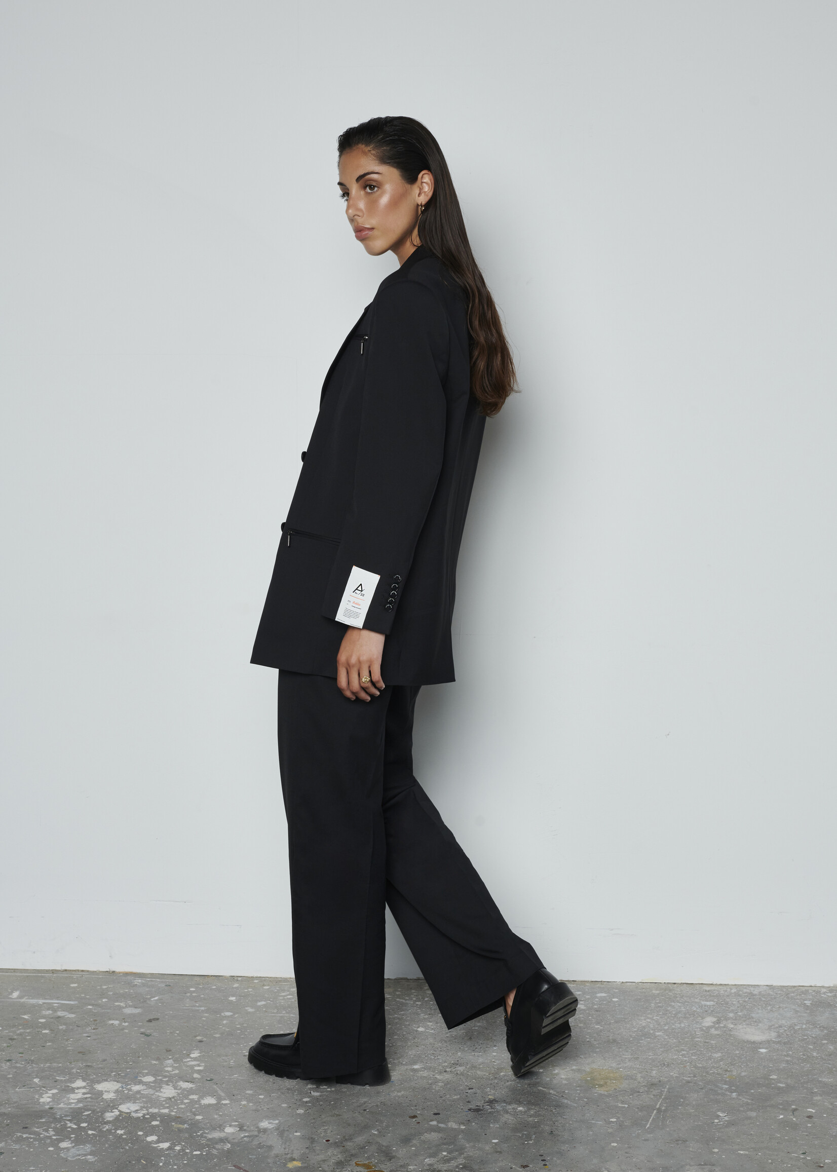 ATELIER No.22 Bobbie Blazer - Black