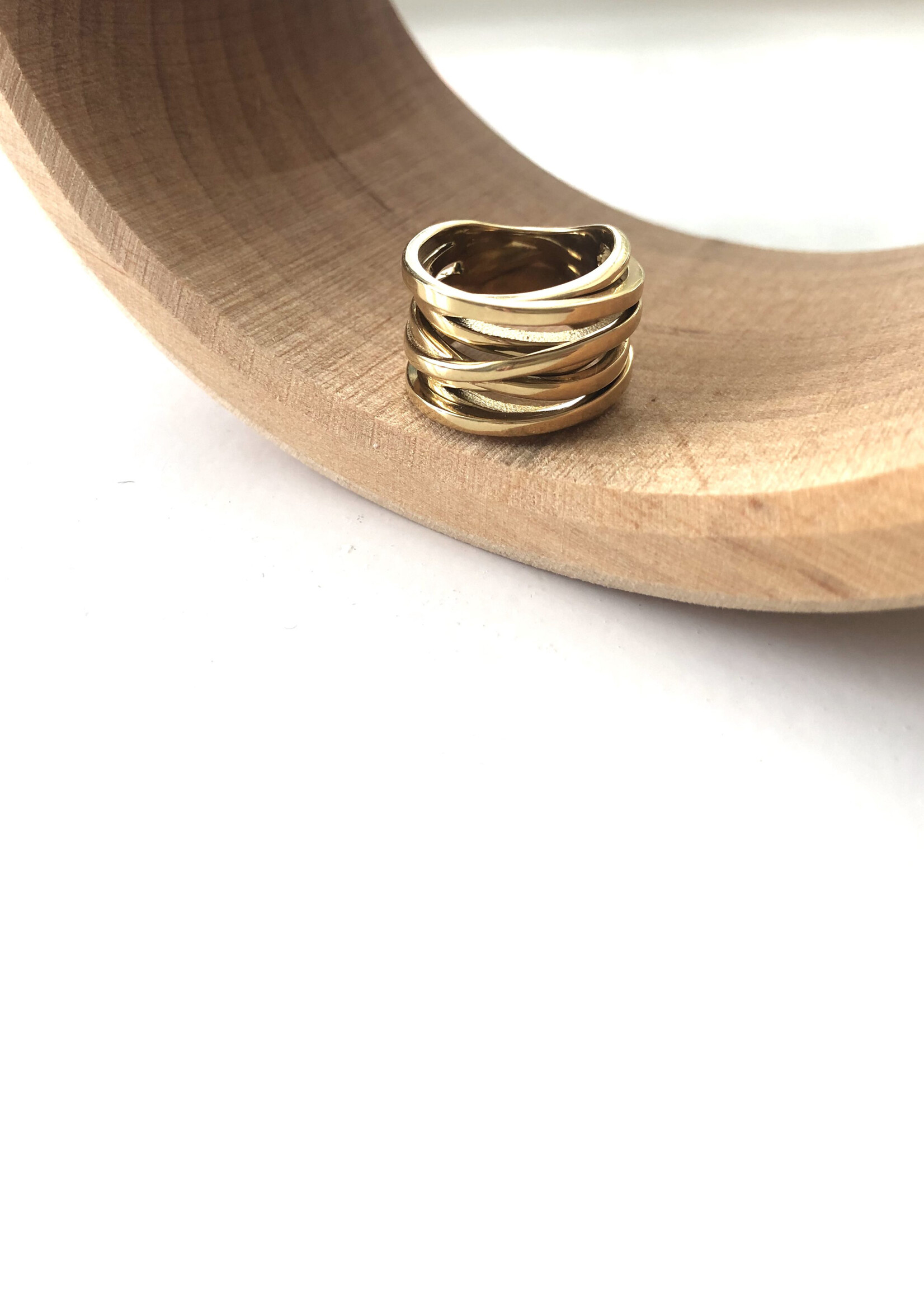 Bandhu Coil Ring - Gold