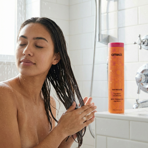 Amika Amika Daily Care Essentials bundel (na brushing / snit / dagelijks onderhoud)