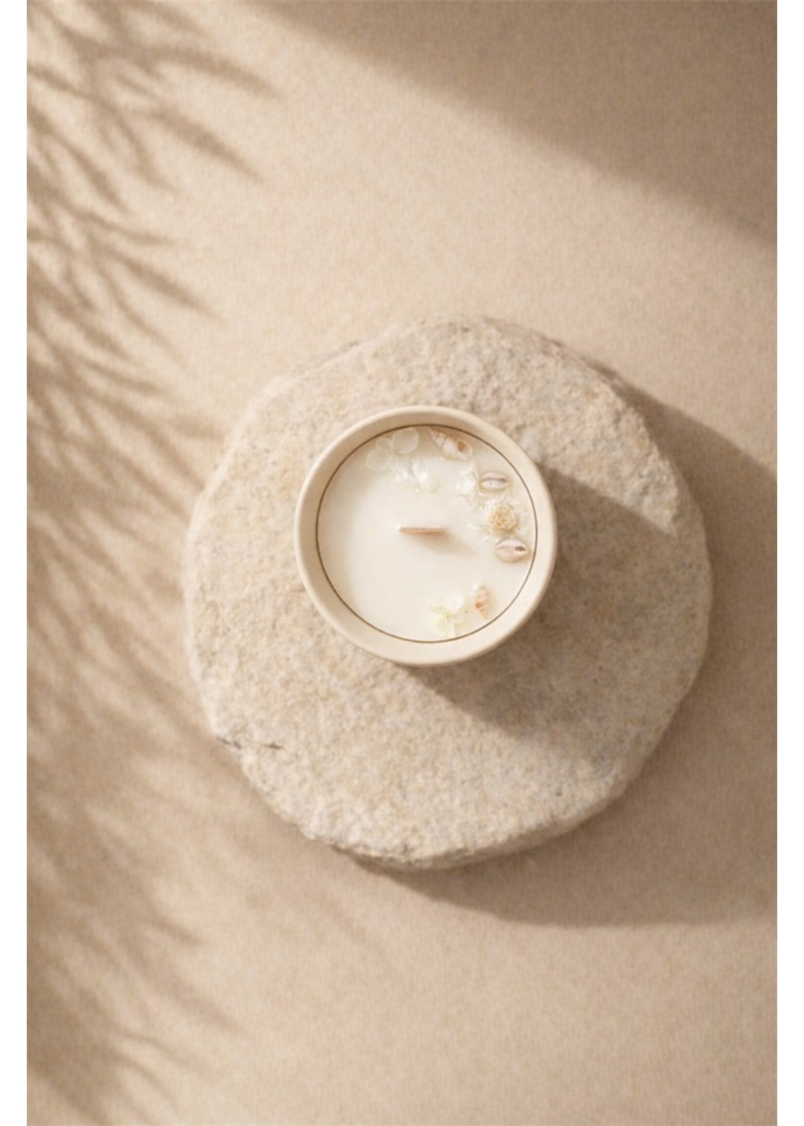 180g geurkaars in keramiek met verpakking - Azure Allure