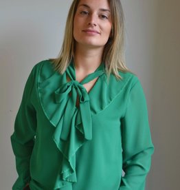 Groene blouse met strik